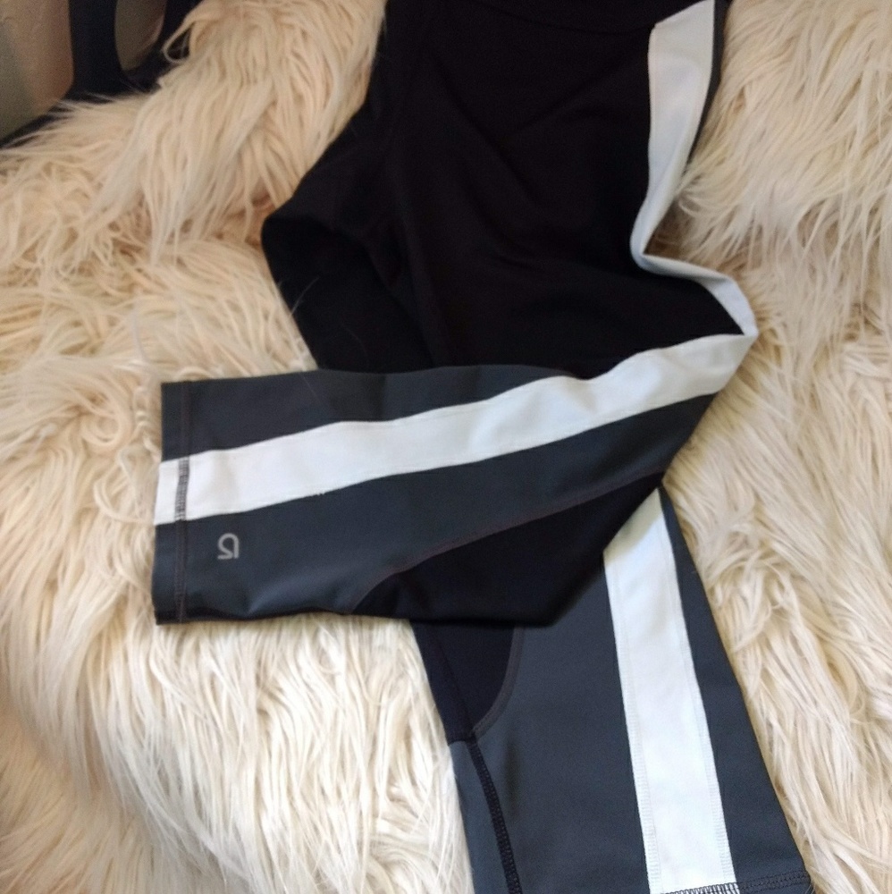 5/$25 Gapfit leggings